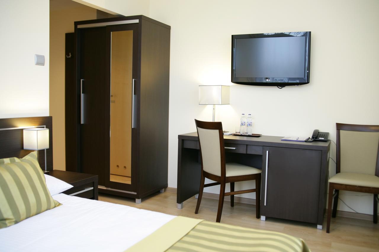 Hotel Safir Poznań Eksteriør bilde